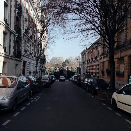 Studio Situe Dans Un Quartier Calme Et Residentiel A Montrouge A Seulement 2 Minutes Du Metro エクステリア 写真